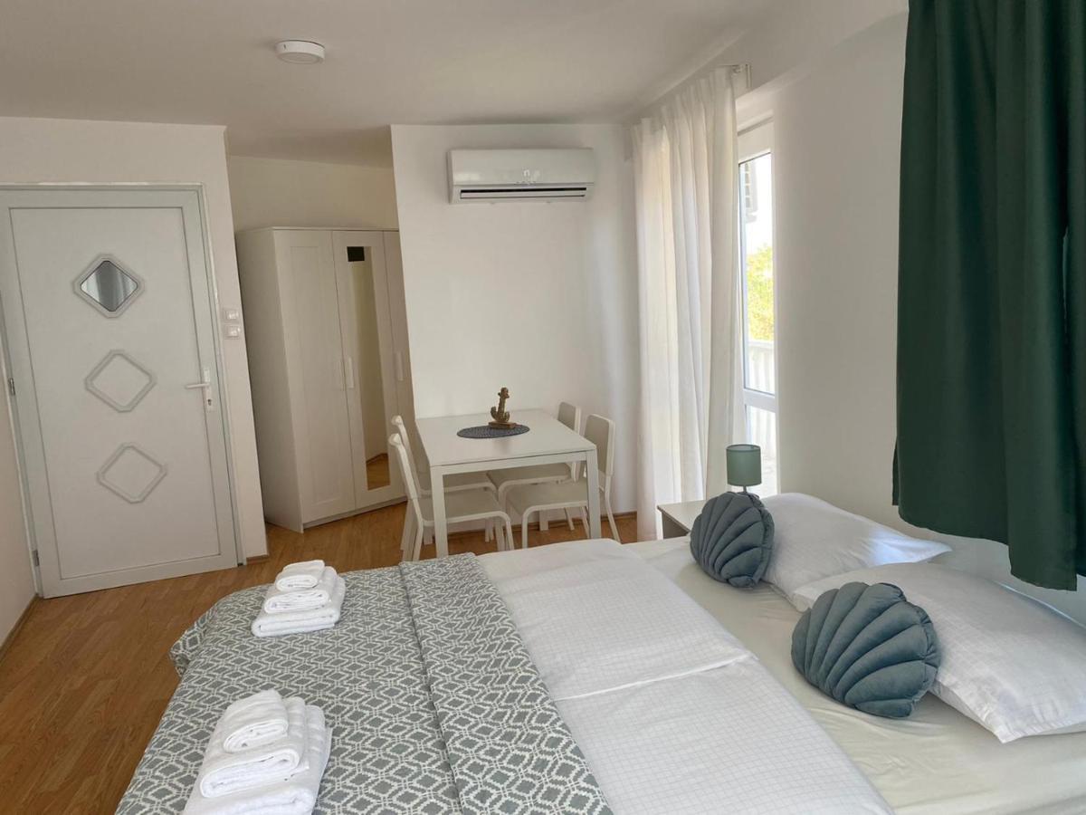Luma Rooms Rudina Exterior photo