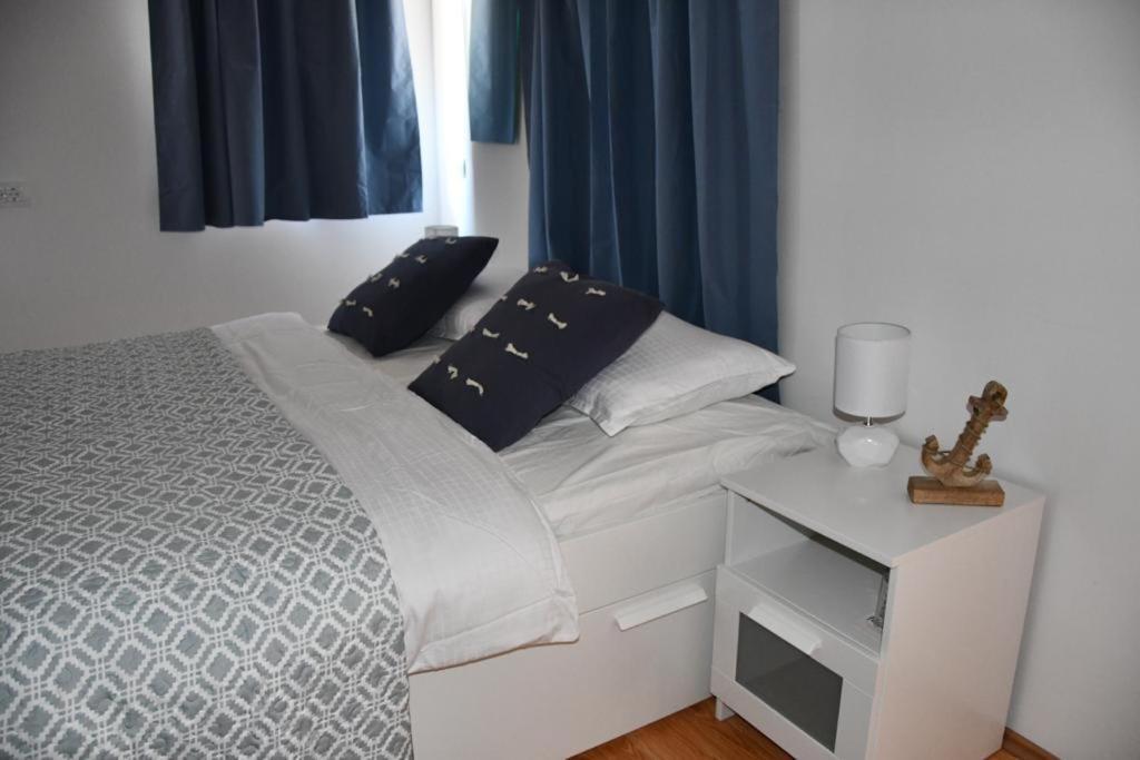 Luma Rooms Rudina Exterior photo